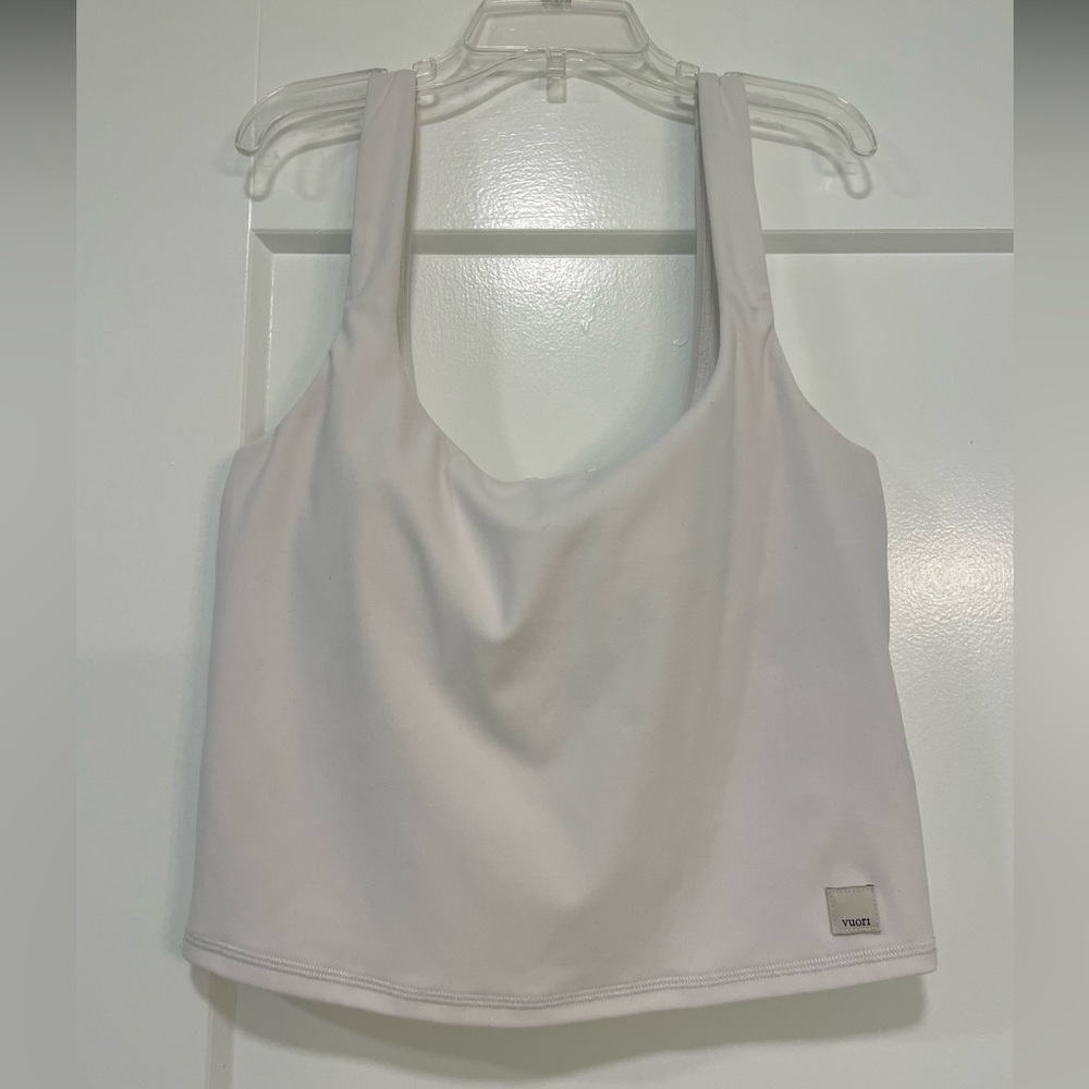 Vuori Daily Crop size small
